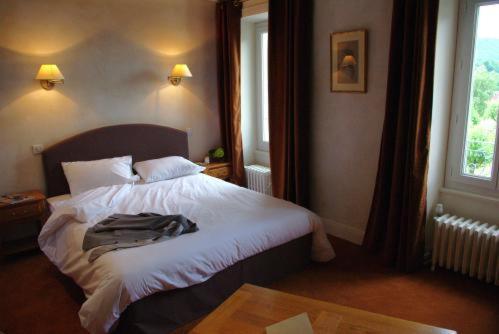 Hotel Beausejour วิค-ซูร์-แซร์ ภายนอก รูปภาพ